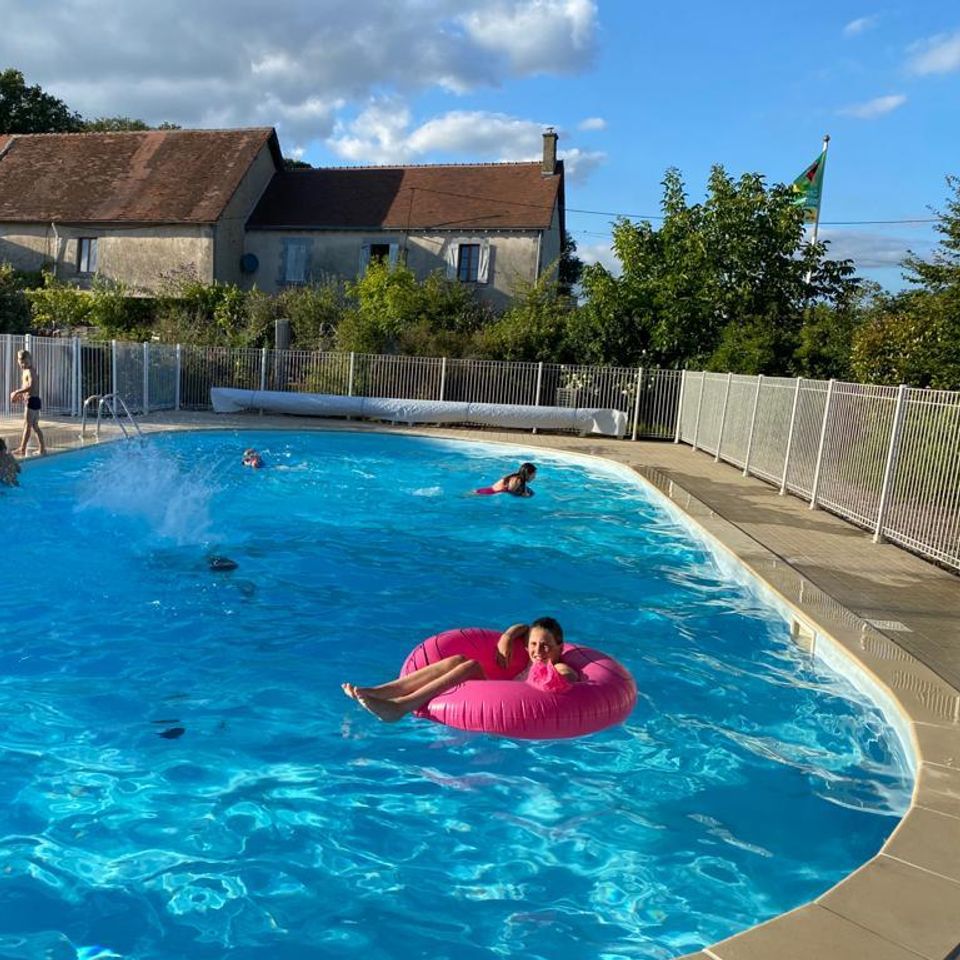 Camping Sun Valley - La Garenne Eguzon photo 5
