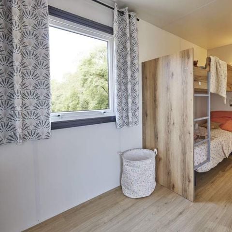 BUNGALOW 4 personnes - Mobil-home PREMIUM - 33m² - 2 chambres + Climatisation (accessible PMR)