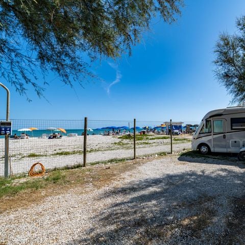 EMPLACEMENT - Piazzola grande 2 personnes inclus