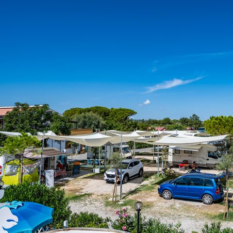 Kampeerplaats - Piazzola grande 2 personen inbegrepen