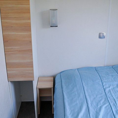 Stacaravan 4 personen - Klassiek | 2 Slaapkamers | 4 Pers. | Verhoogd terras | TV