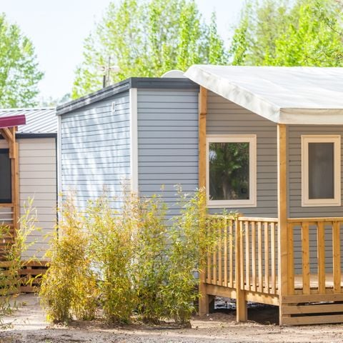 Mobilheim 6 Personen - Mobilheim | Premium | 3 Schlafz. | 6 Pers. | Erhöhte Terrasse | Klimaanlage | TV