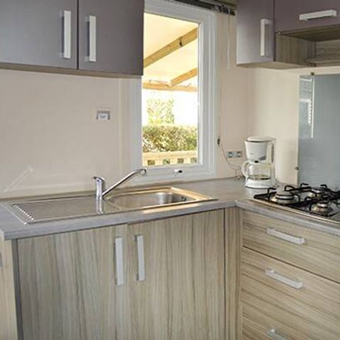 Bungalow 4 personen - Mobilheim | Classic | 2 Zi. | 4 Pers. | Erhöhte Terrasse | TV