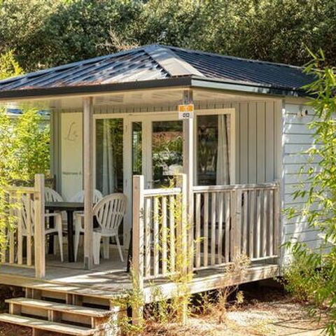 BUNGALOW 4 personnes - Mobil-home | Premium | 2 Ch. | 4 Pers. | Terrasse simple | Clim. | TV
