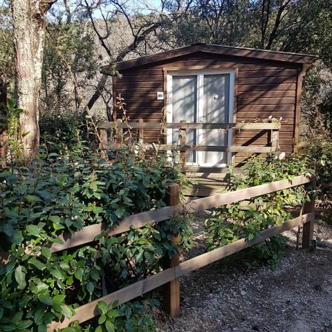 Chalet 2 personnes - PRET A CAMPER avec kitchenette / - Sans salle de bain