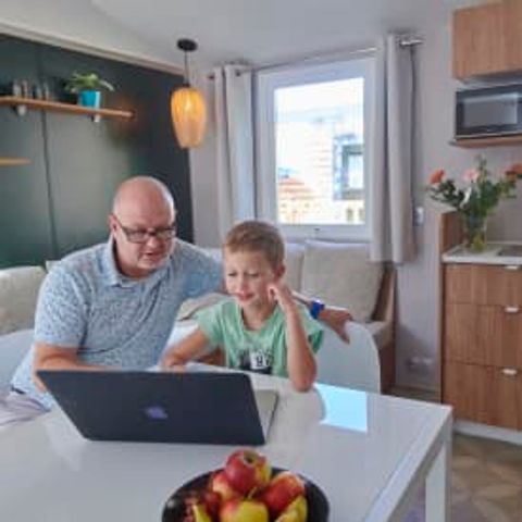 Mobilheim 4 Personen - Elegance 2 Schlafzimmer (4pers) mit Terrasse