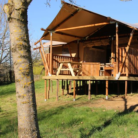 Canvas and wooden tent 5 persons - Lodge Privilège Nature - 2 bedrooms