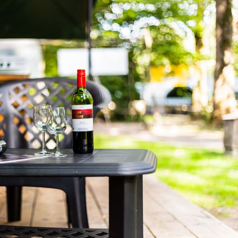 CANVAS AND WOOD TENT 6 people - Holiday park Herperduin - Safari tent 6 persons