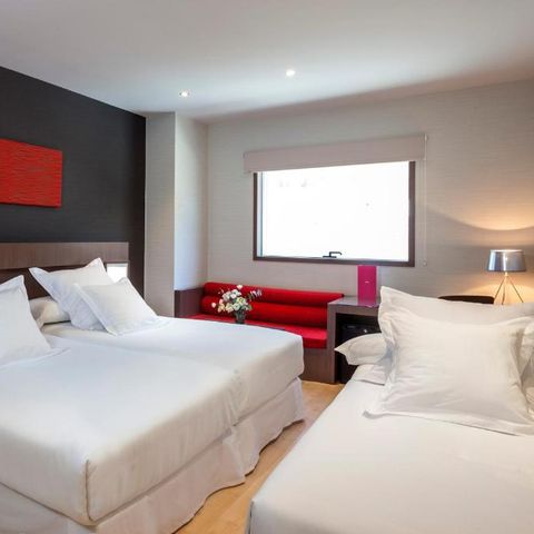 Habitación 3 personas - Habitación de hotel (+ 1 niño menor de 12 años)