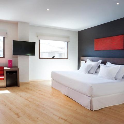Habitación 4 personas - Habitación de hotel Junior Suite (2 adultos + 2 niños)
