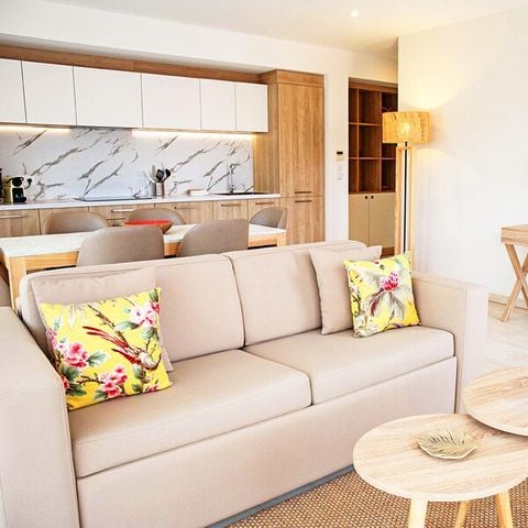 VILLA 6 personas - 2 dormitorios - Amplia terraza - Jardín privado