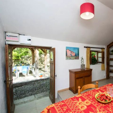 LANDHAUS 2 Personen - Ferienhaus Roussillon 2 Zimmer 2 Personen + TV + Privates Spa