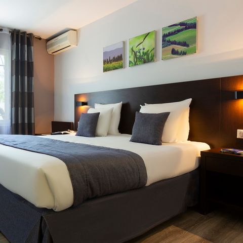 CHAMBRE 2 personnes - Chambre Double Classique - Vue Jardin