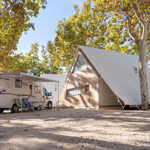 Pitch - Camping-car Stopover Package (1 Night) 1/6 pers