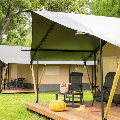Tente en toile et en bois 4 personnes - Safari Lodge - 2 chambres + Frigidaire + Terrasse