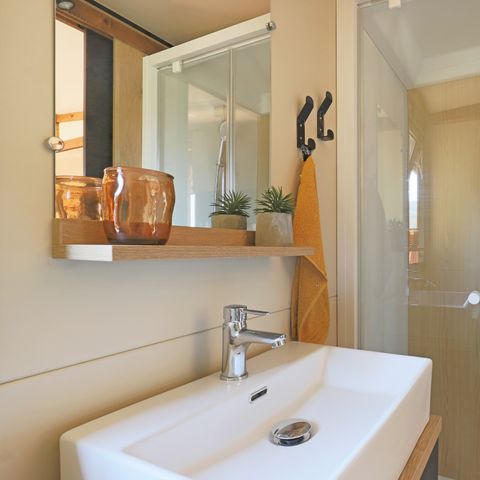 Bungalowtent 4 personen - Tiny House - 2 slaapkamers + Terras