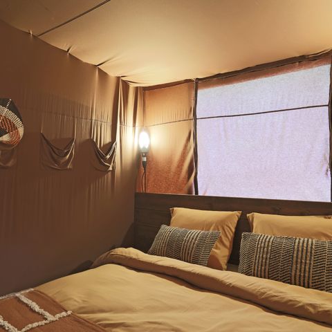 BUNGALOW DE LONA 4 personas - Tiny House - 2 dormitorios + Terraza