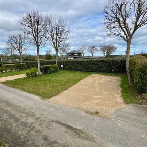 Stellplatz - Stabilisierter Stellplatz 2 Personen Elektrizität