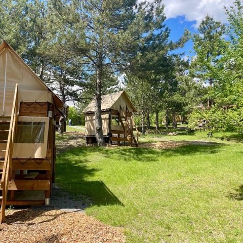 TIENDA DE CAMPAÑA 2 personas - Tienda de vivac sin instalaciones sanitarias