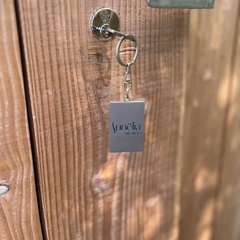 Kampeerplaats - Locatie Luxe Garden Pack Sanitaires Privés