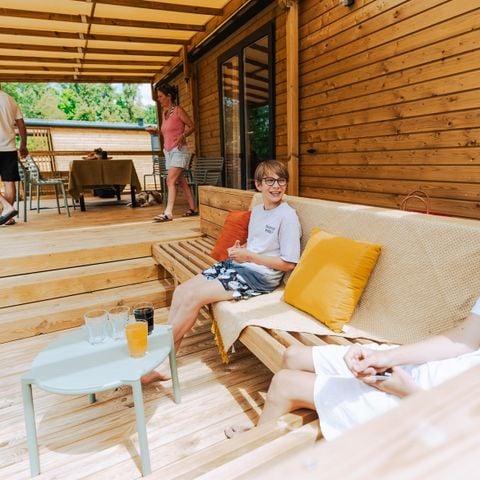 MOBILHOME 6 personnes - Prestige Plus 3 chambres - 2 salles de bain 40m² - Côté Jardin