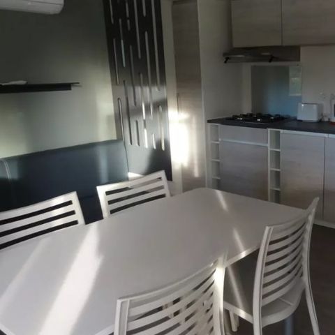 Stacaravan 4 personen - Prestige, 2 slaapkamers, 2 badkamers, 35m² woonoppervlakte