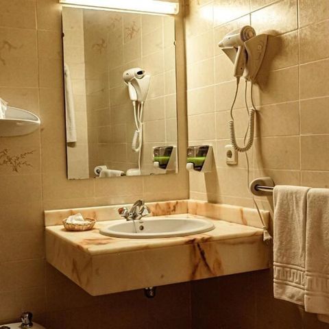 CHAMBRE 2 personnes - Chambre Double