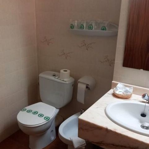 CHAMBRE 3 personnes - Chambre Triple