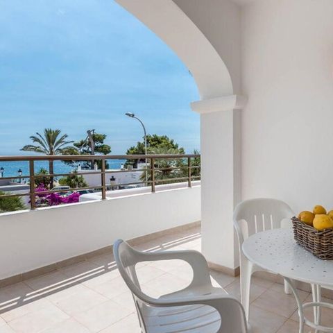Apartment 6 persons - Flat 4 adults + 2 children (under 15) - 2 bedrooms