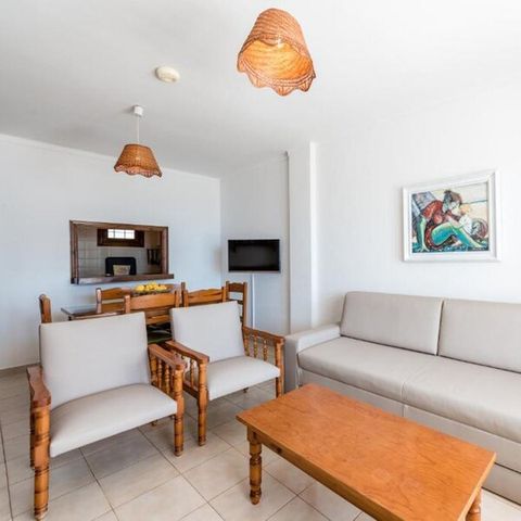 APARTEMENTO 6 personas - Apartamento 4 adultos + 2 niños (menores de 15 años) - 2 habitaciones - Vista al mar