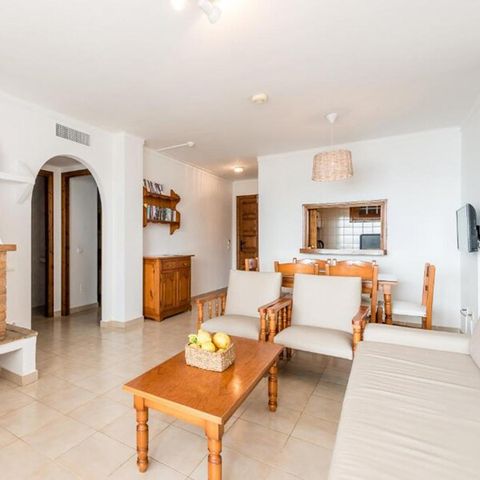 Apartment 6 persons - Flat 5 adults + 1 child (- 15 years) - 2 bedrooms - Sea View