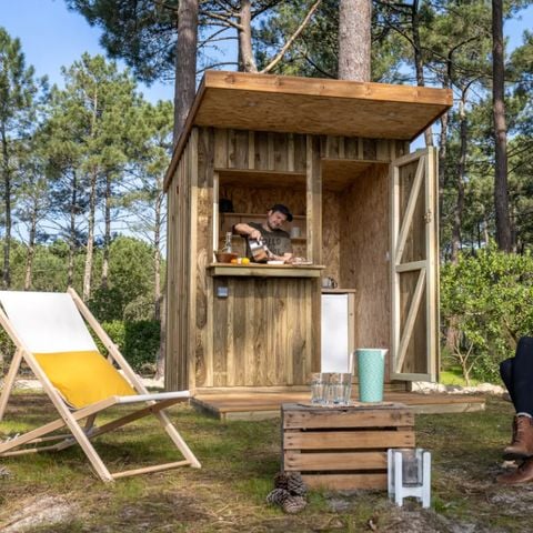 Kampeerplaats - Plaatsing Confort - Tedey Box