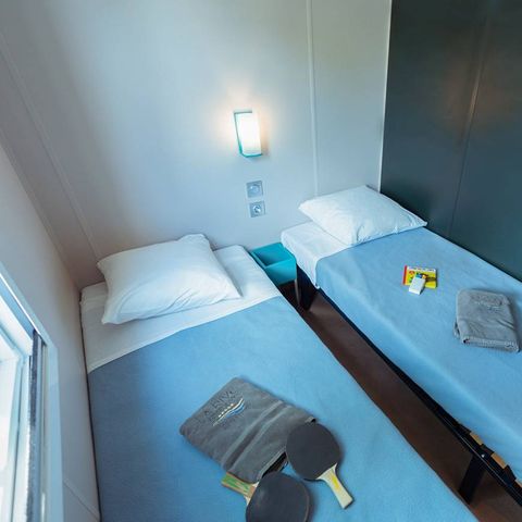 CASA MOBILE 6 persone - Esclusivo - 3 camere da letto - 2 bagni con doccia - Aria condizionata.