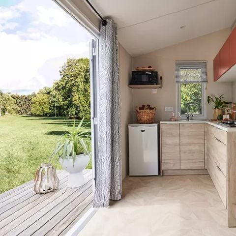 MOBILHOME 4 personas - Mobil-Home ZEN 3 Habitaciones 4 Personas + TV + Jacuzzi