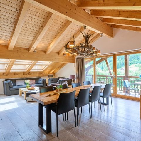 APPARTEMENT 9 personnes