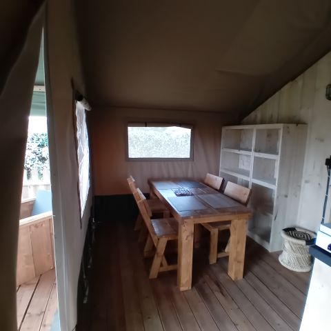 Safarizelt 4 Personen - Woody 25 Comfort Safari Lodge Zelt Badezimmer - 2 Schlafzimmer