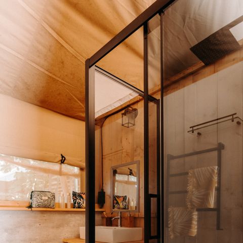 UNUSUAL ACCOMMODATION 4 people - INSOLITE Lodge | 2 bedrooms