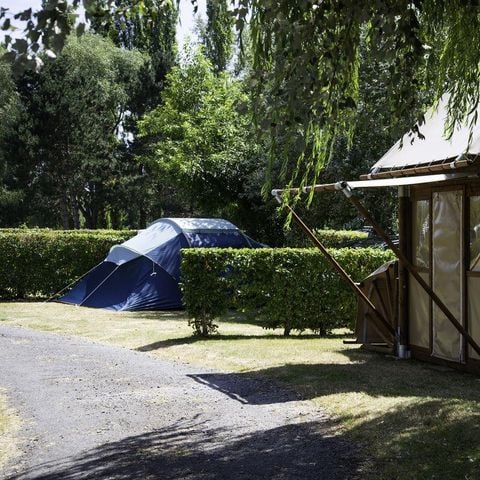 Canvas and wooden tent 2 persons - Bivouac tent (cyclists only)