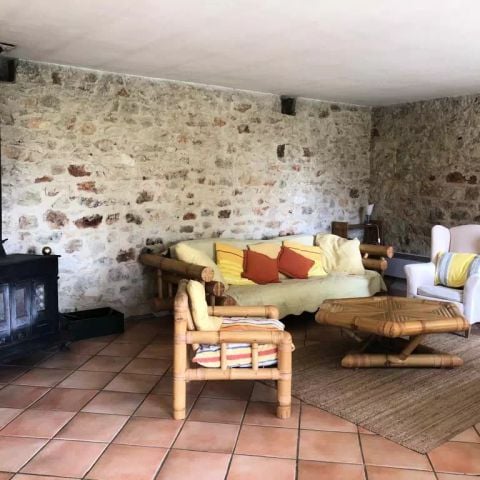 CASA DE CAMPO 6 personas - Casa Rural 4 Habitaciones 6 Personas