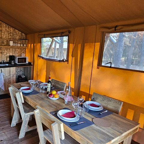 Canvas and wooden tent 4 persons - Lodge tent - 35 m² - 2 bedrooms - PMR