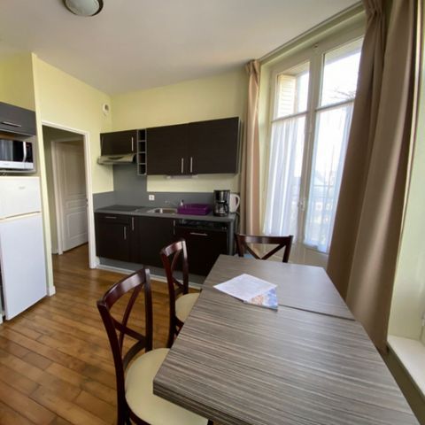 APPARTEMENT 6 personen - CASTEL APPARTEMENT 4/6 pers 1sdb 1e verdieping