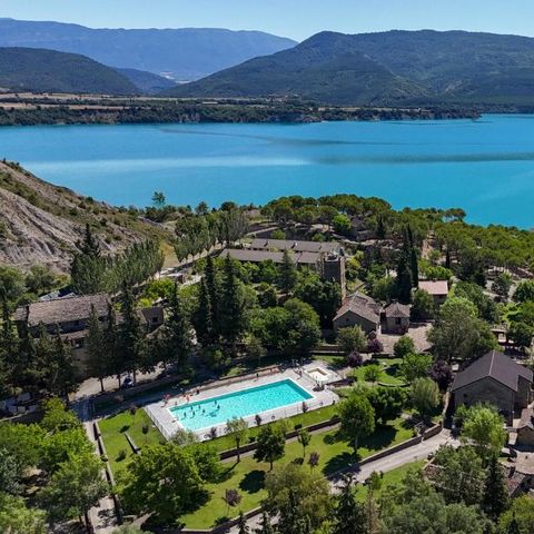 Morillo de Tou - Pueblo Recuperado - Centro de Vacaciones - Camping Huesca