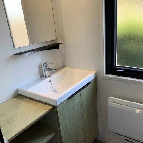 Stacaravan 4 personen - Acacia 3 Kamers 4 Personen Airconditioning + TV 2sdb