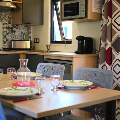 MOBILHOME 4 personnes - Acacia 3 Pièces 4 Personnes Climatisé + TV 2sdb