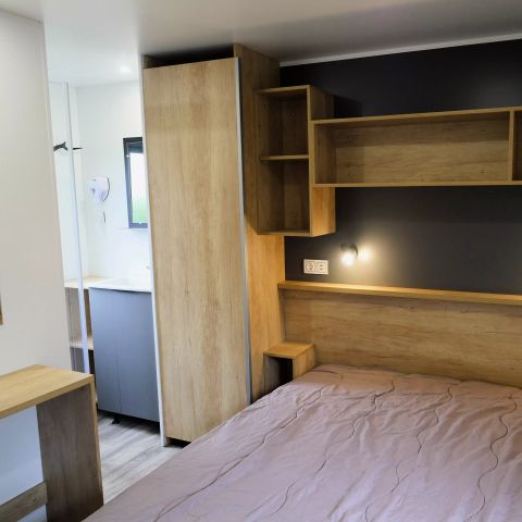 BUNGALOW 4 personnes - Laurier 3 Pièces 4 Personnes Climatisé + TV 2sdb