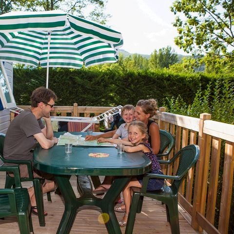 Mobilheim 5 Personen - CLASSIC 2 Schlafzimmer (TV - Terrasse 12m² - Fläche 26m²)