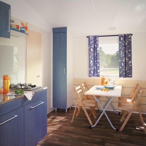 MOBILHOME 5 personnes - CLASSIC 2 chambres (TV - terrasse 12m² - superficie 26m²)
