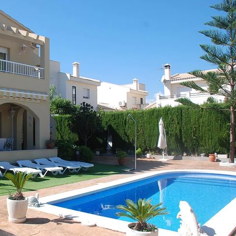 Villa 6 persons - Standard villa for 6/8 people (approx. 80 and 95 m²) - <em>On one or 2 floors</em>.