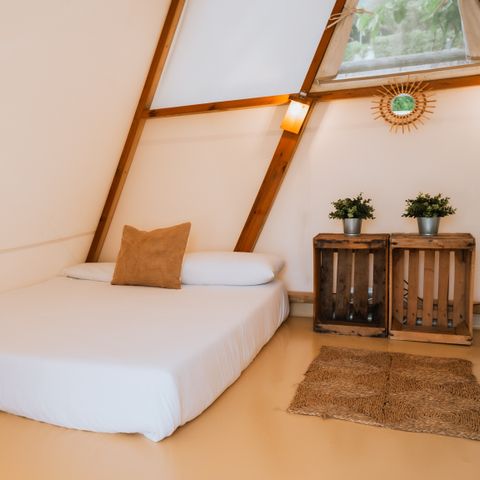 Tente en toile et en bois 4 personnes - OASIS TENT