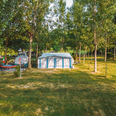 Kampeerplaats - Comfortabele locatie